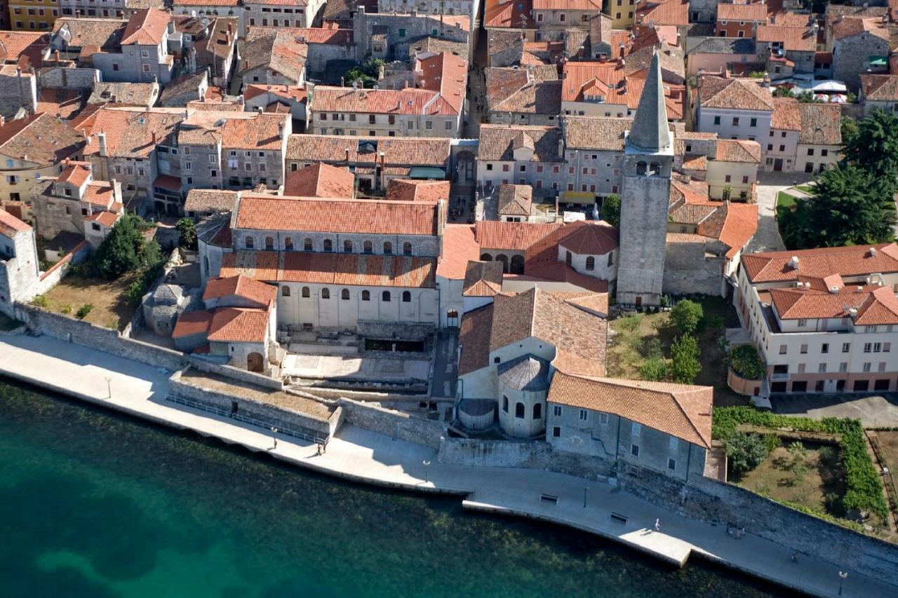 Apartment Old Town Square Poreč Extérieur photo